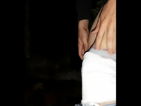 ❤️ Il-ġar tiegħi qabeż fuq il-ħajt tal-kwarantina tiegħi Porn biss f'mt.passionateembracespotlight.ru ☑