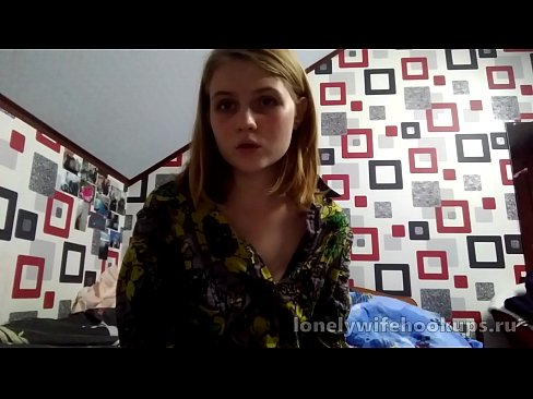 ❤️ Studenta blonda żagħżugħa mir-Russja jħobb dicks akbar. Porn biss f'mt.passionateembracespotlight.ru ☑