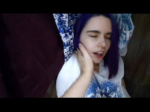 ❤️ Sibt lil sis tiegħi fil-closet u għenitha tiġri Porn biss f'mt.passionateembracespotlight.ru ☑